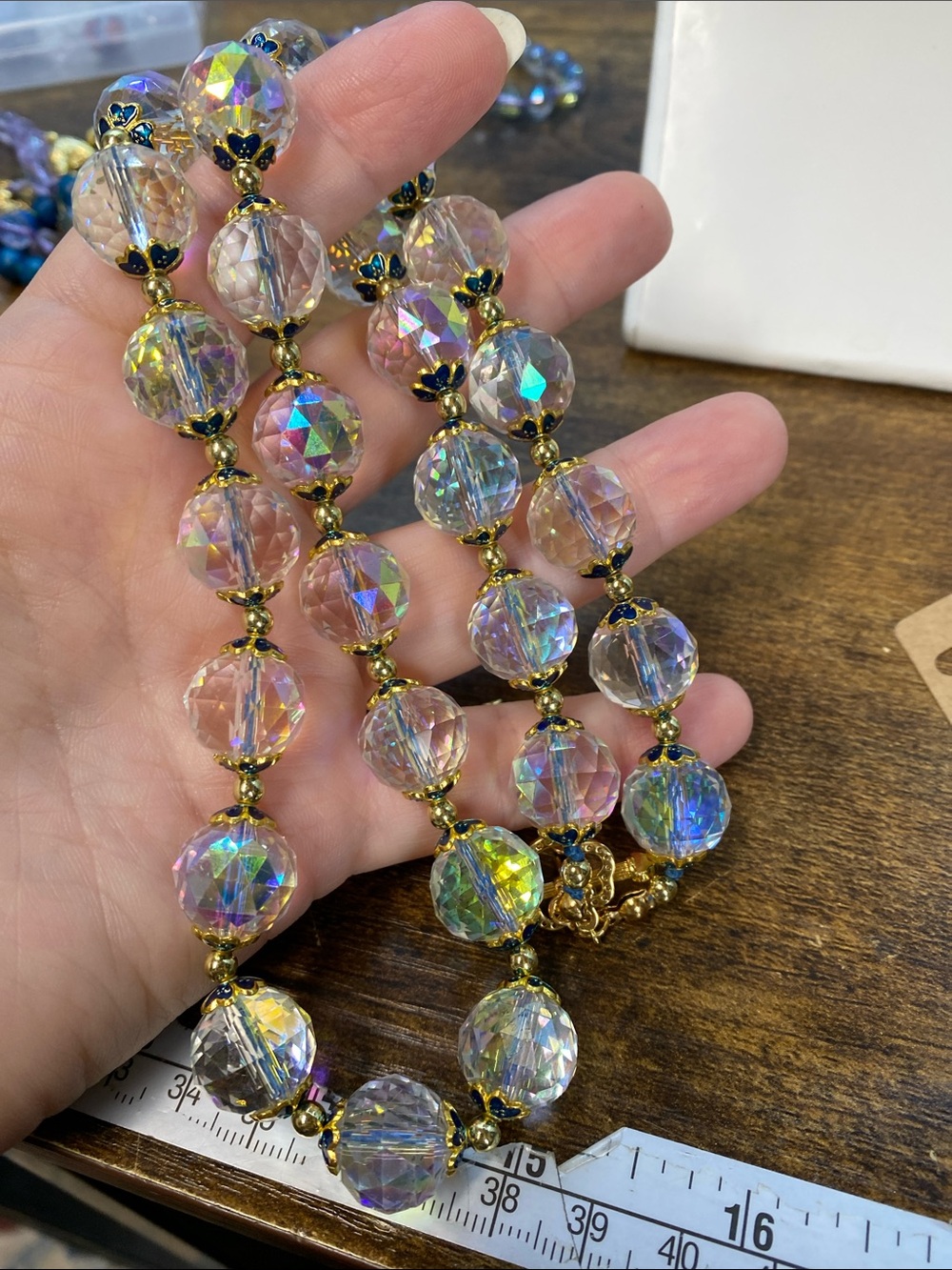 Aurora Elegance – 24” Aprilsplace Faceted Glass Statement Necklace - Picture 4 of 7